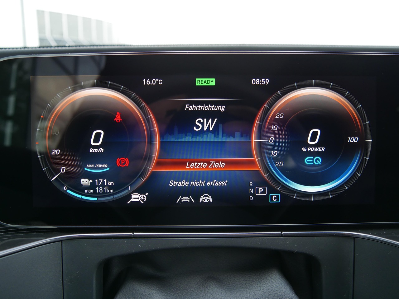 entdecken sie die zukunft der mobilität mit e-mobility – umweltfreundliche, effiziente und innovative elektrische fahrzeuge für eine nachhaltige fortbewegung.